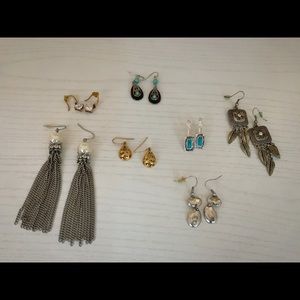 7 pairs of earrings- costume jewelry